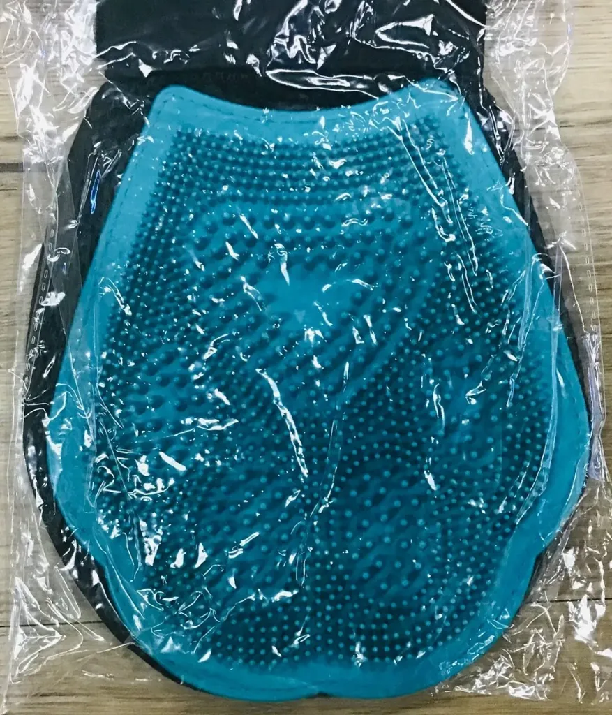 dual-sided glove